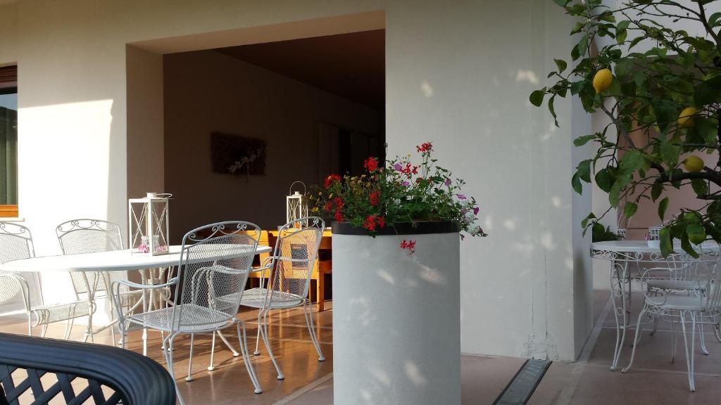 B&B Villa Bianca Sona Exterior photo